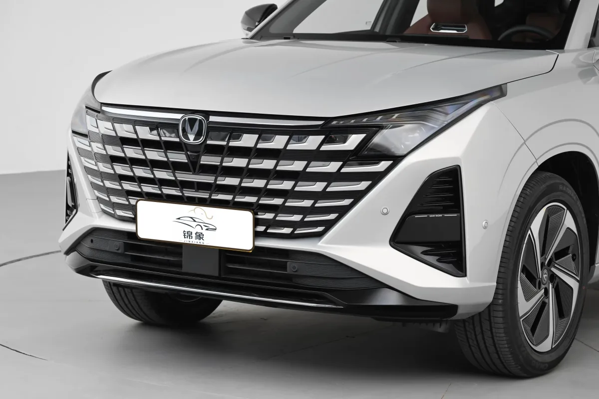 长安 Changan 2025 款 UNI-Z-PHEV 9